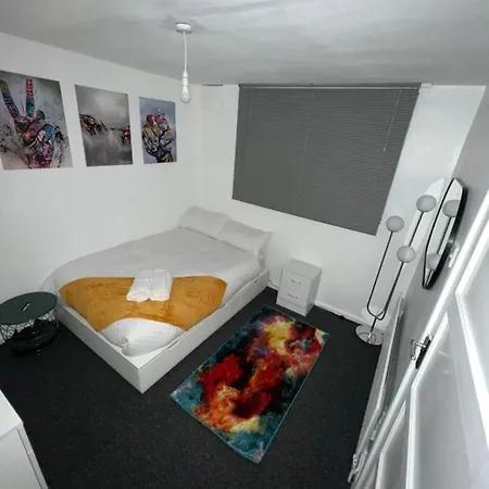 A Two Bedroom Cosy Hideaway Based In Greenwich Londra Esterno foto